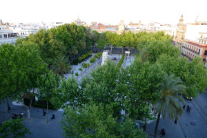 Vista de la Plaza Nueva desde La Terraza del Hotel Inglaterra de Sevilla