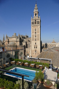 piscina hotel dona maria