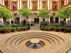 Patio central Hospital Venerables Sevilla