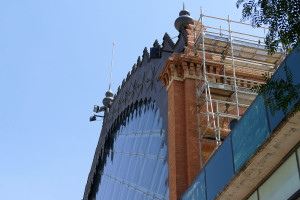 cristalera exterior antigua estacion cordoba sevilla