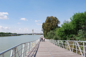 pasarela jardin americano guadalquivir