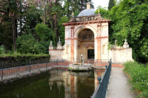 cenador leon real alcazar sevilla