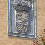 pabellon real parque maria luisa sevilla escudo