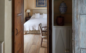 deluxe corral rey sevilla