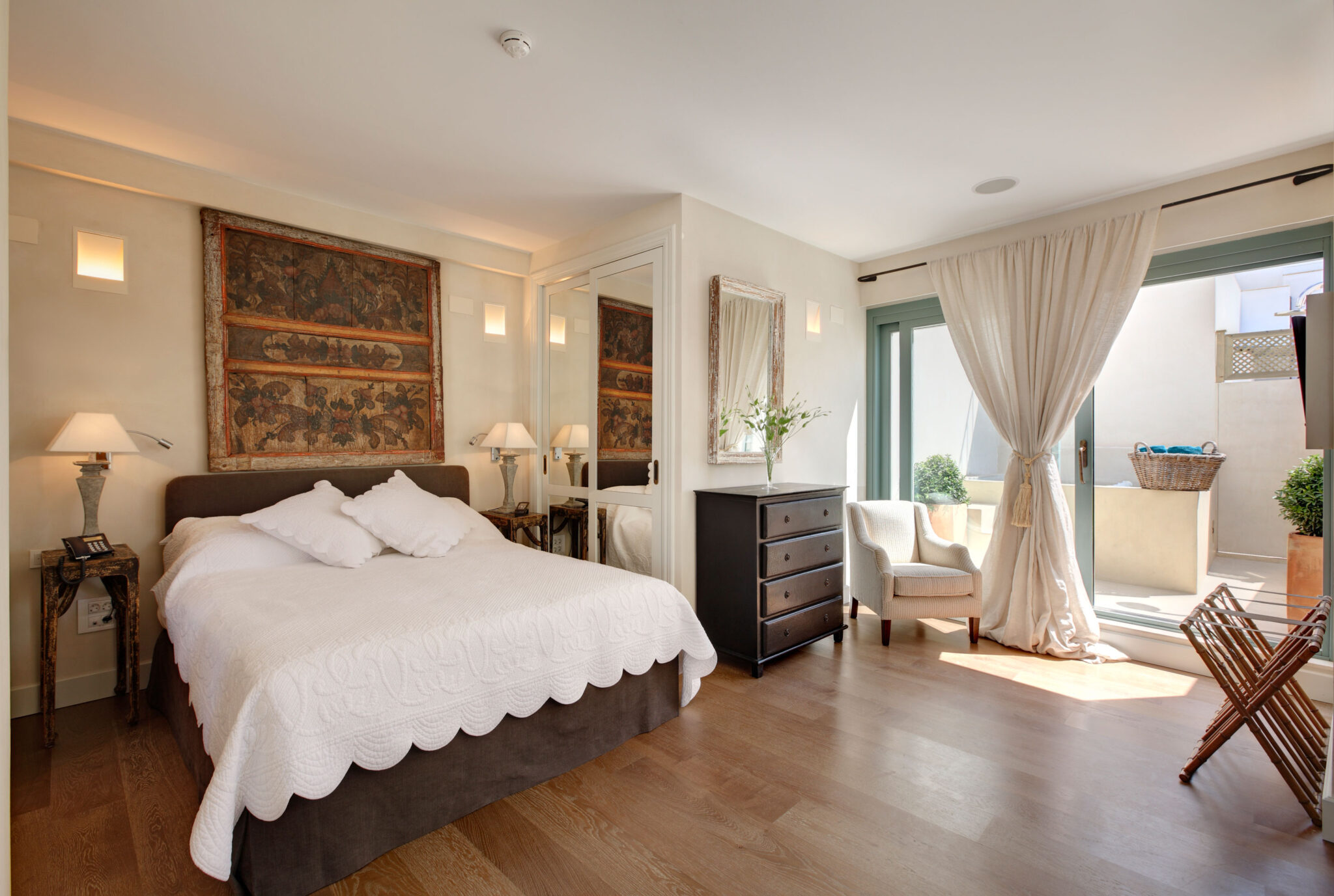 penthouse suite corral rey sevilla