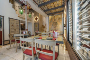 restaurante becerrita sevilla decoracion