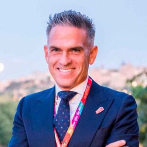 isaac flores city sightseeing